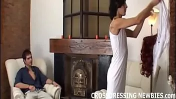 play Minha bunda crossdresser está aqui esperando por você pau duro
