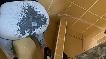 Play Guy pee on my ass in leggings a lot and i to wetting my pants
