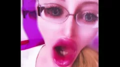 play Sissified Doll mit riesigen rosa Lippen: Eine Fetisch-Transformation