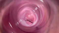 play Brunette tienervriend onthult de diepten van romig nat poesje tijdens masturbatierollenspel