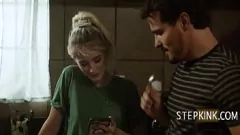 Afspelen Stiefbroer en zus in een gepassioneerde 69