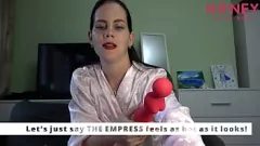 play Séance solo intime d'Anna Sky avec le vibromasseur Empress
