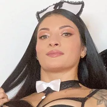 Actrita Salome Gil